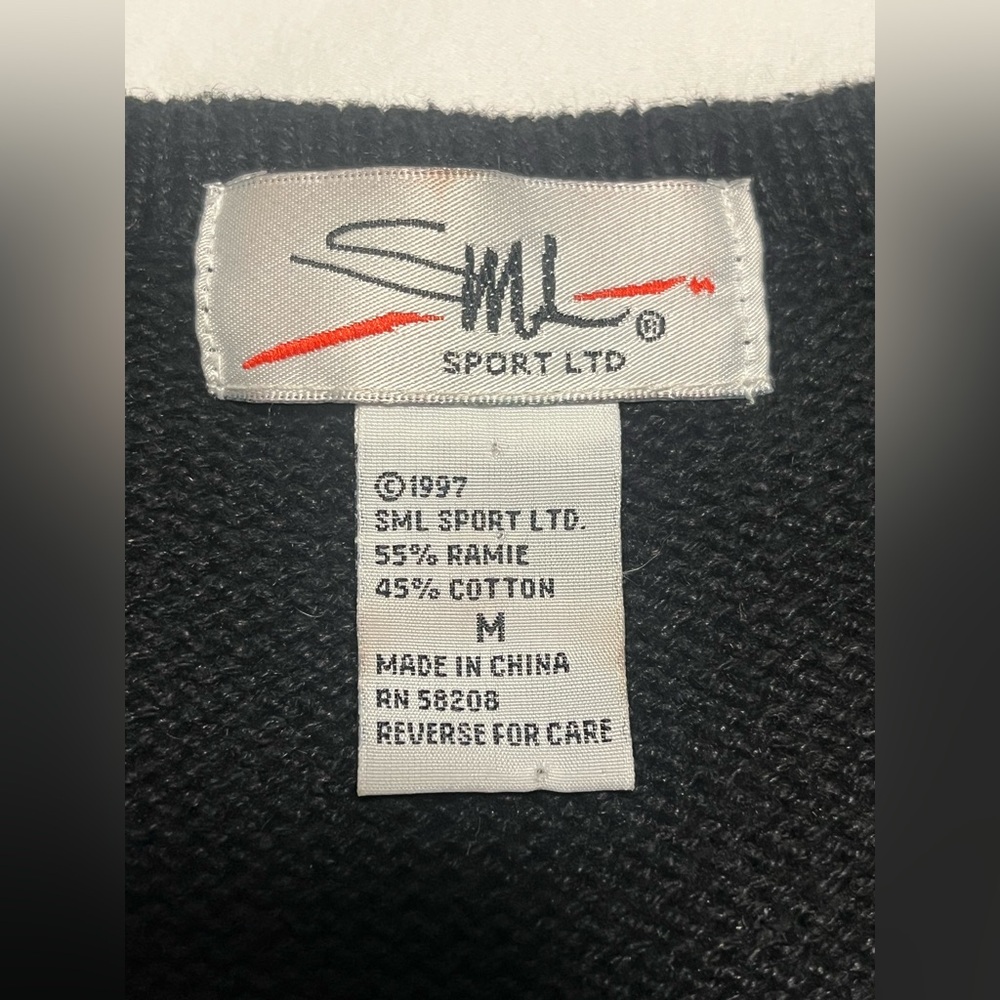 Vintage Women’s SML Sport LTD Black & Gold Embroidery Sweater Vest Size M - Picture 7 of 10